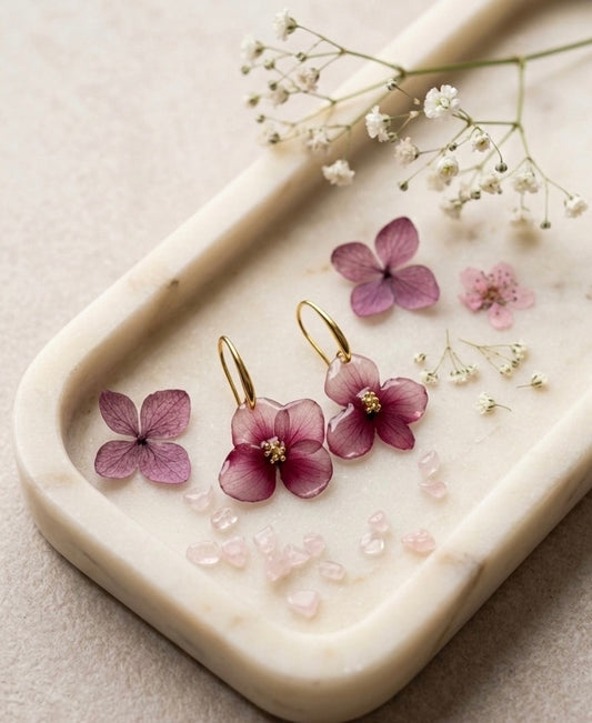 Dusty Mauve Natural Flower Resin Earrings –