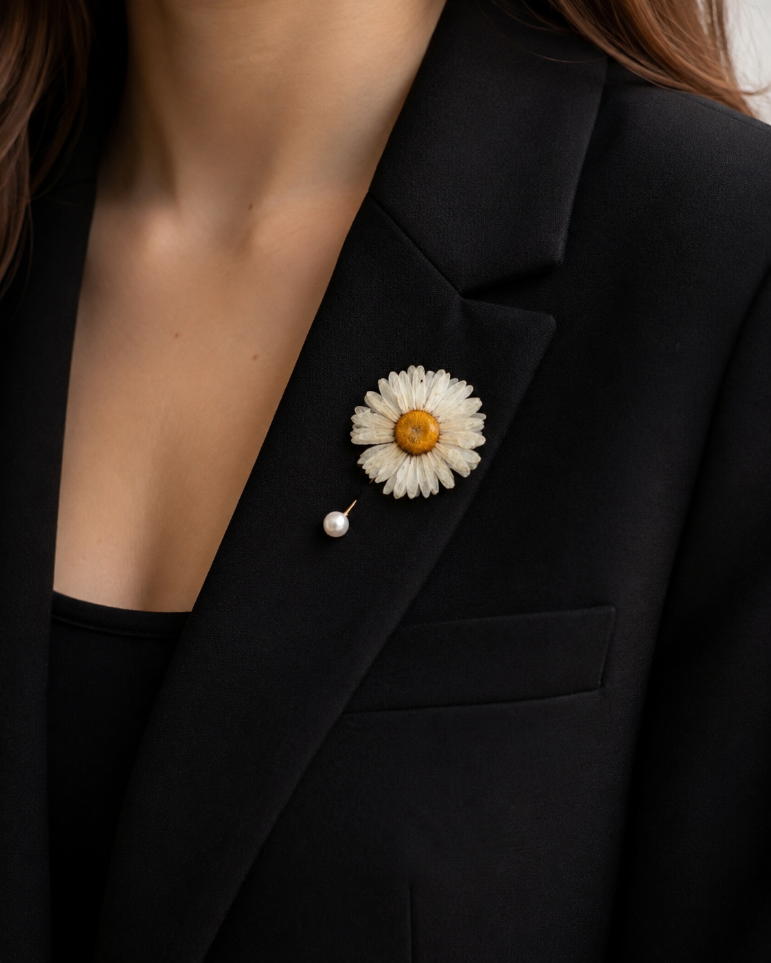 Natural Dried Daisy Resin Brooch